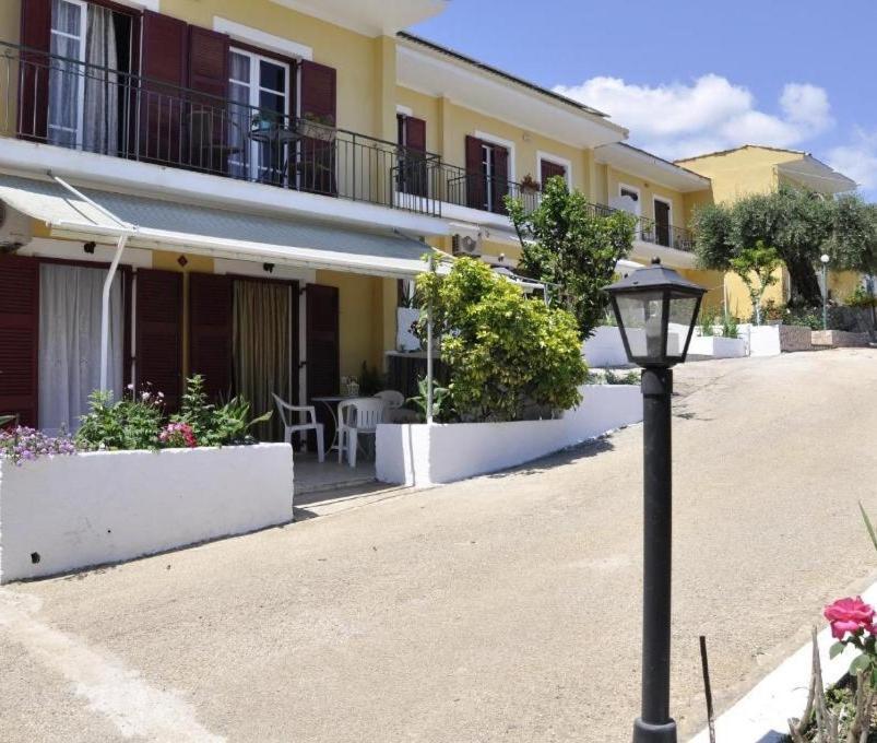 Braziliana Apartments Dasziá Kültér fotó